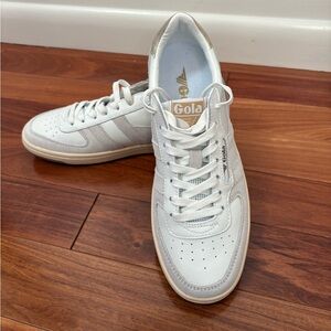 New Women’s Gola size 8.5